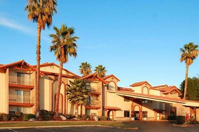 Quality Inn & Suites Bakersfield Exterior foto